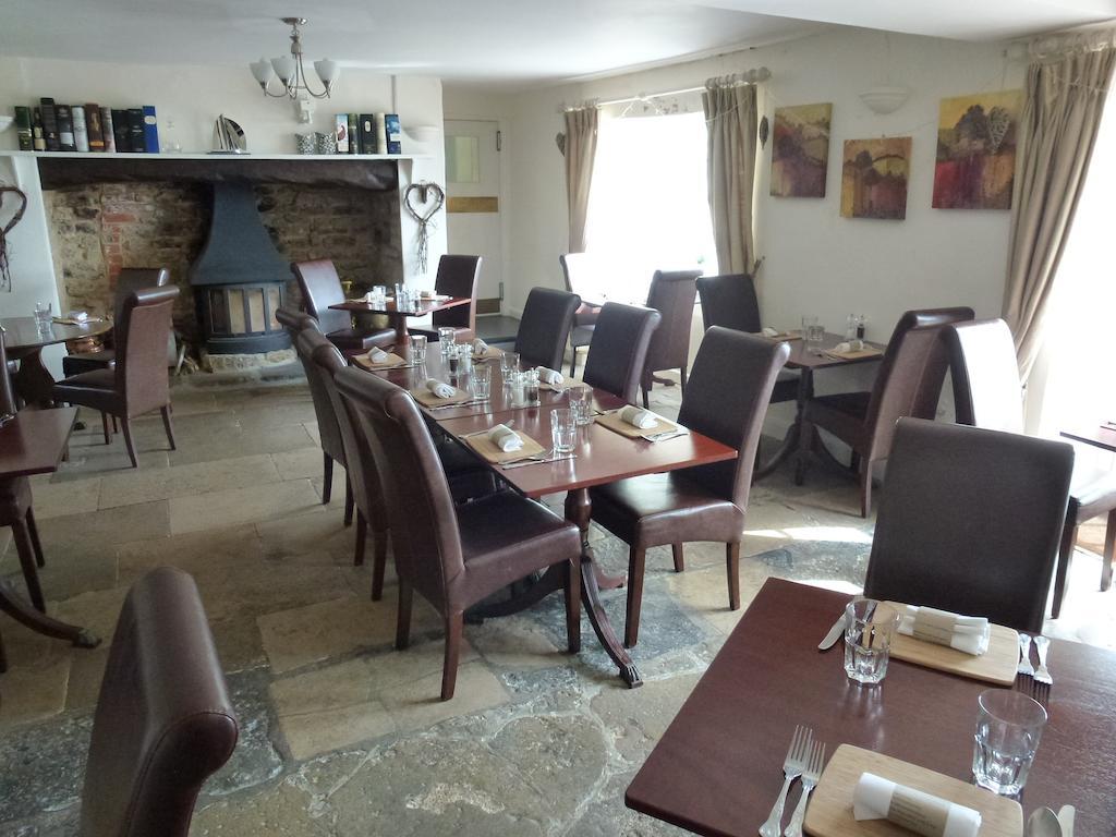 Hotel The Manor House Puncknowle Esterno foto
